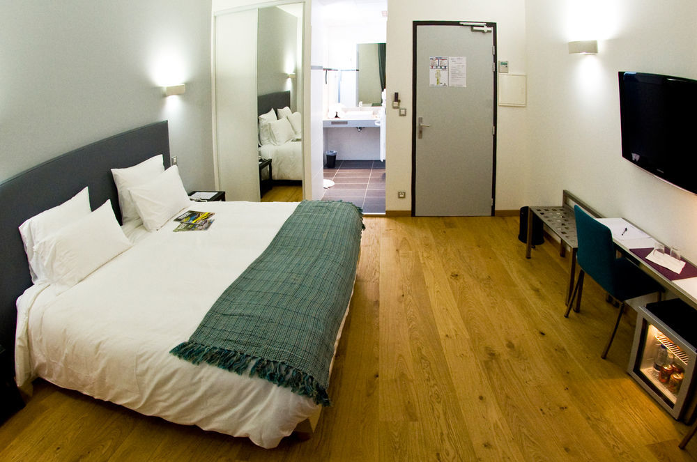 เลอ มานัว ดาเญ Hotel ตาฮาสกง-ซูร์-อารีแยฌ ภายนอก รูปภาพ